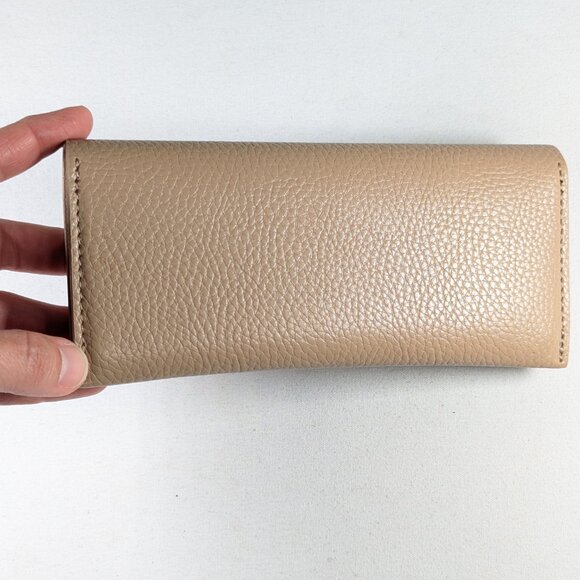 MaxMara sunglasses case, reading glasses protective sleeve in beige, phone case - Picture 5 of 8